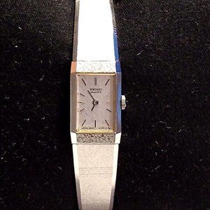 Gorgeous 1980's Ladies Seiko Dress Watch